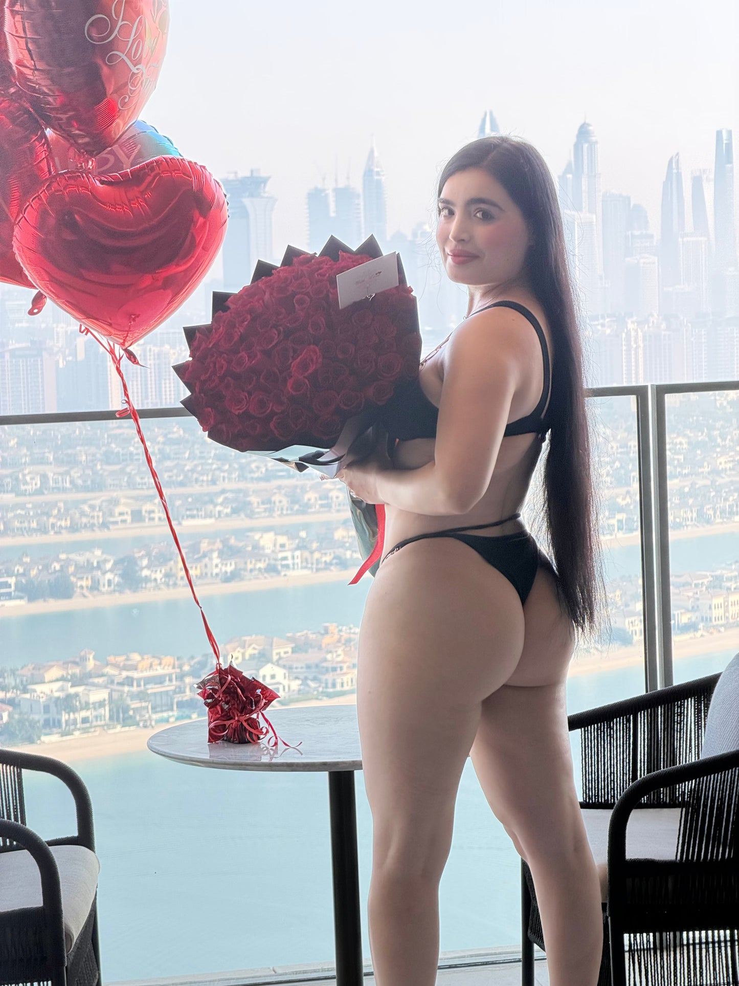 Yany Dubai bikini 😍