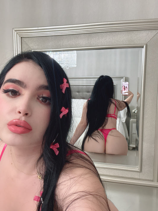 Yany pink and white lingerie